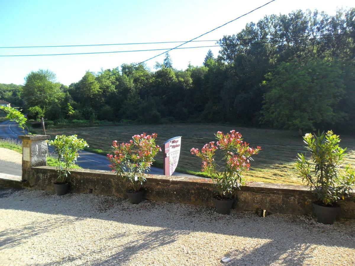 Le Village Des Glycines Carsac-Aillac Exteriör bild